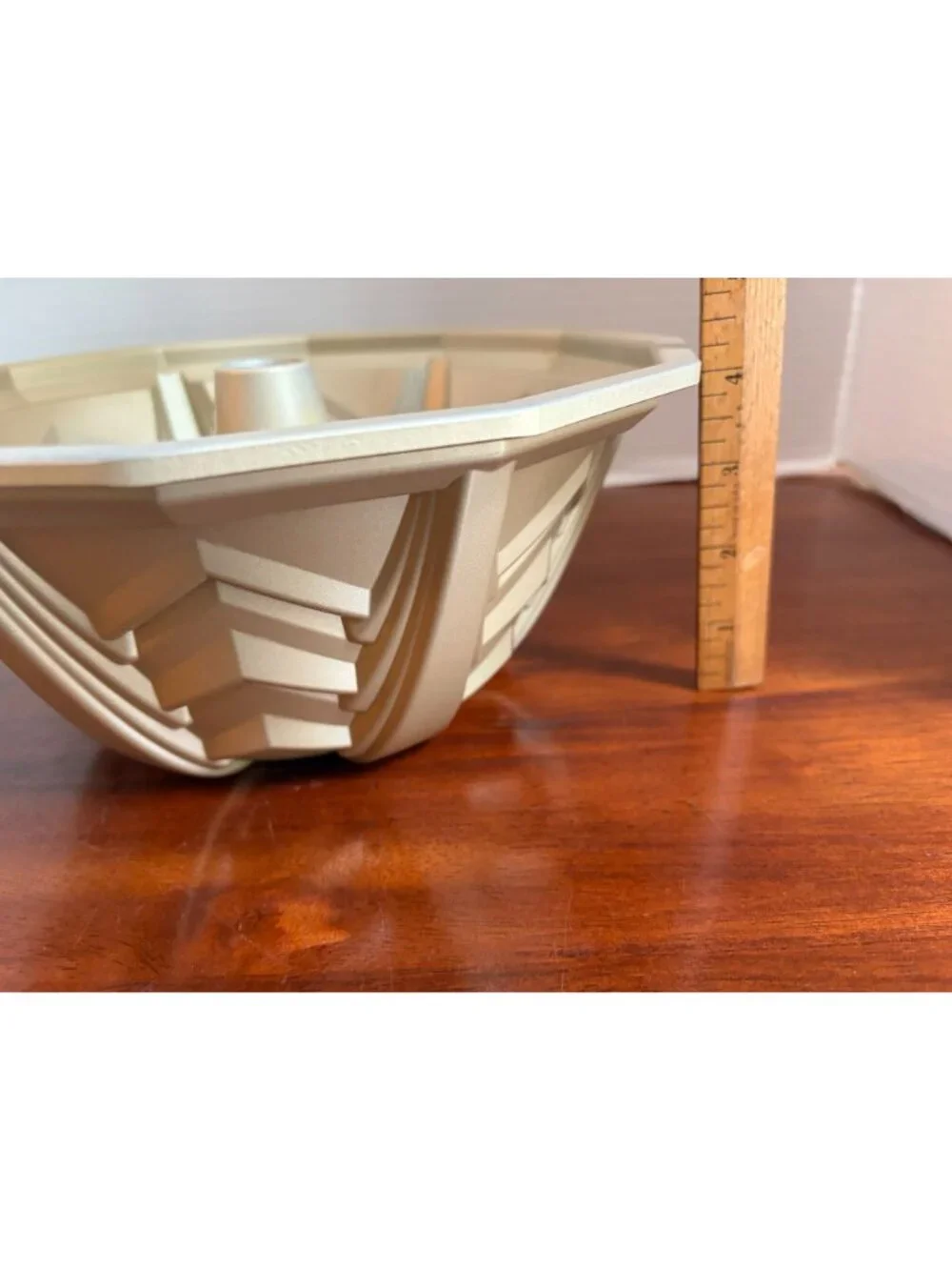Nordic Ware Marquee Gold 10